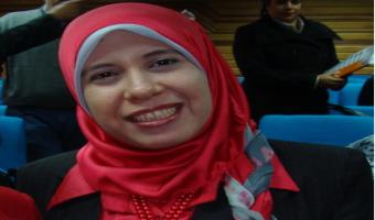 رئيس الجمهورية يكرم الدكتورة هدى سعيد حافظ فى احتفالية عيد العلم