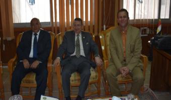 كلية الطب البيطري تحصل علي مشروع بحثي بالأشتراك مع العالم المصري الكبير مصطفي السيد