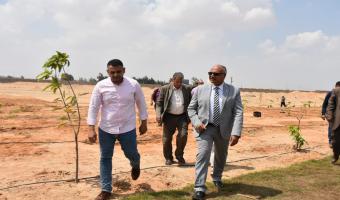 رئيس الجامعة يشارك فى إنطلاقة  مبادرة اتحضر للاخضر
