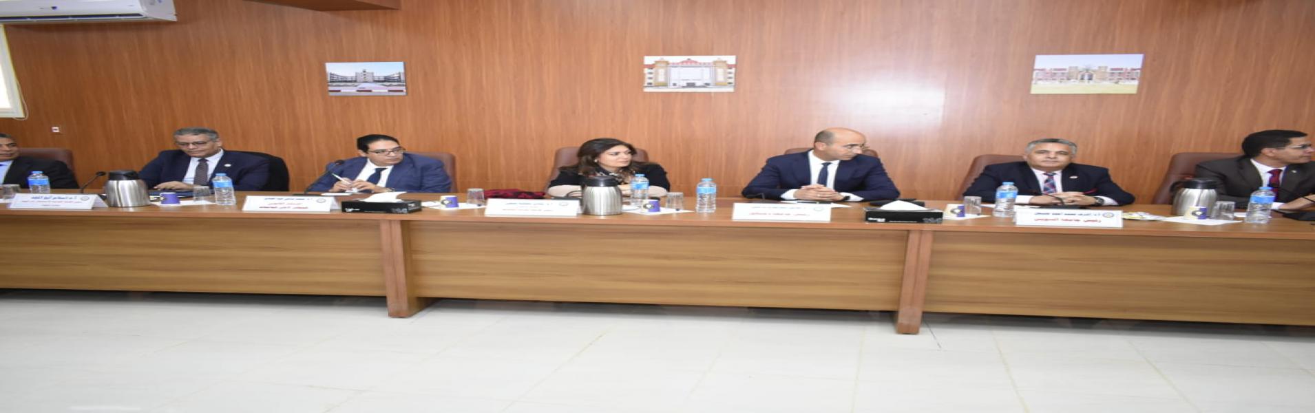 رئيس جامعة مدينة السادات تشارك في اجتماع المجلس الأعلى للجامعات بالوادي الجديد