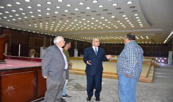 نائب رئيس الجامعة في زيارة تفقدية لفندق الجامعة