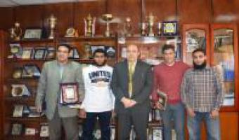 تكريم الطالب معتز السيد بعد حصولة على المركز الرابع فى مسابقة حفظ القرأن الكريم بجامعة المنيا