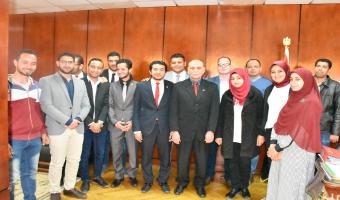اللقاء الأول بين نائب رئيس الجامعة لشئون التعليم والطلاب واتحاد الطلاب بالجامعة