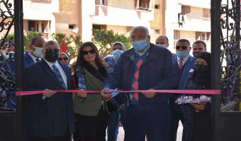 رئيس الجامعة ونائباه يفتتحون مكتبة جديدة بالمدينة الجامعية