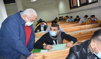 جولة رئيس الجامعة لامتحانات الفص الدراسي الأول