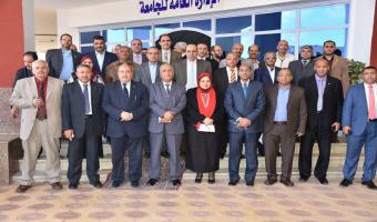 هدية مركز ضمان الجودة والتطوير المستمر للجامعة في عيدها الرابع