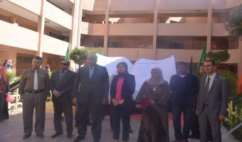 بالصور .. رئيس الجامعة فى زياره تفقدية لكلية التربية