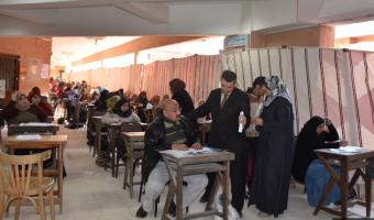 بدأ إمتحانات الدبلوم المهنى والعام بكلية التربية