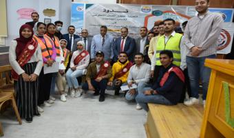 ندوة تثقيفية بكلية الطب البيطري لتعزيز جهود العمل التطوعي لشباب الجامعات فى المبادرة الرئاسية