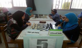تعادل فتيات جامعة مدينة السادات 1/1 مع جامعة بنى سويف فى الجولة الثالثة بمسابقة الشطرنج بجامعة المنيا