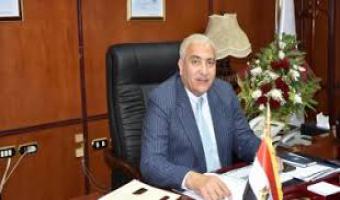 مكافأة 750 جنيهآ لجميع العاملين بمناسبة تجديد شهادة الجودة بالهيكل الإدارى بالجامعة