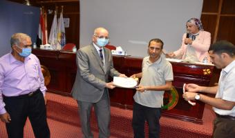 تكريم الفائزين في مسابقة أفضل تصميم لشعار مركز دعم وتسويق الابتكارات والاختراعات