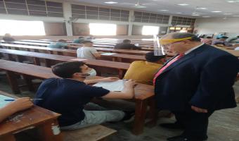 نائب رئيس الجامعة لشئون التعليم و الطلاب يتابع أعمال الإمتحانات بكلية الحقوق