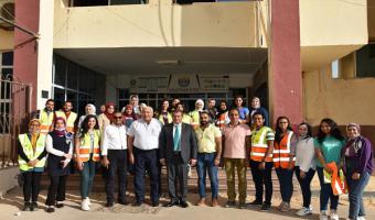 رئيس الجامعة يستقبل طلاب وطالبات جامعة الإسكندرية إنطلاقآ من سياسة الدولة لرعاية الطلاب المتفوقين وتعريفهم بالعمل والبناء فى كافة مواقع الدولة المصرية